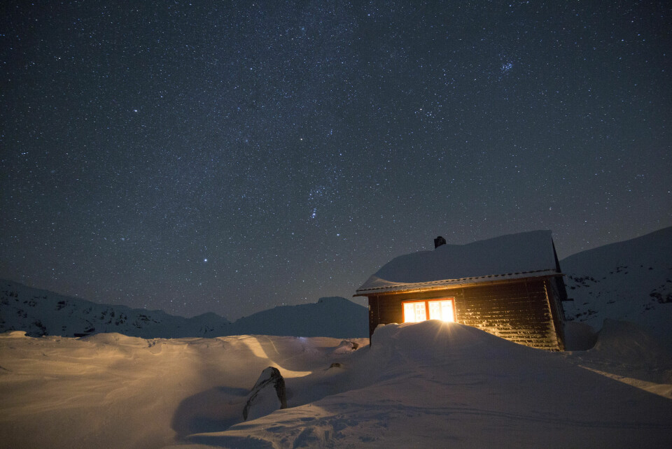 FREEZING NIGHT: A cold starry night at Kaldavasshytta. PHOTO: André Marton Perdersen (DNT)