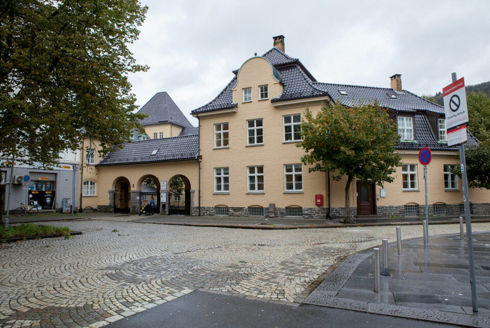 NYGÅRD SKOLE: Ett av byggene som har en usikker fremtid i møte er Nygård skole. FOTO: Julie Helene Günther (arkiv)