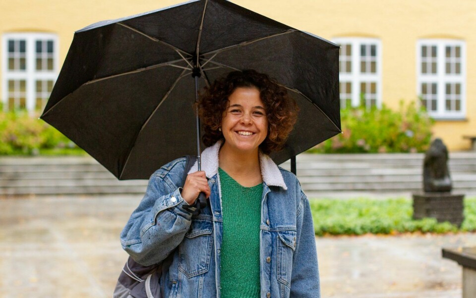 HAPPY. Lluïsa Puig Moner was able to join a Norwegian course after the semester had started. She is very happy with the course at UiB.