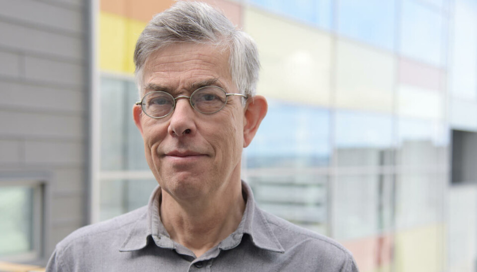 VURDERING: Dekan Per Bakke, forteller at medisin er det første studiet som går vekk fra karakterer, så vil man videre vurdere om andre studier skal følge etter.