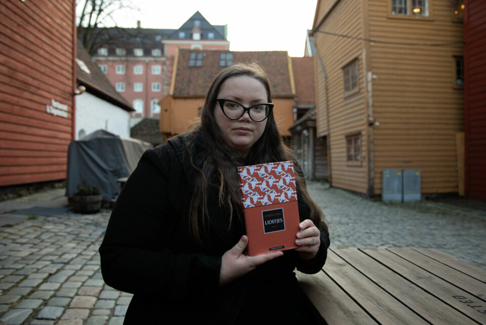 DEBUTANT. Karina Aase er 34 år gammel, student, og har akkurat gitt ut sin første bok.