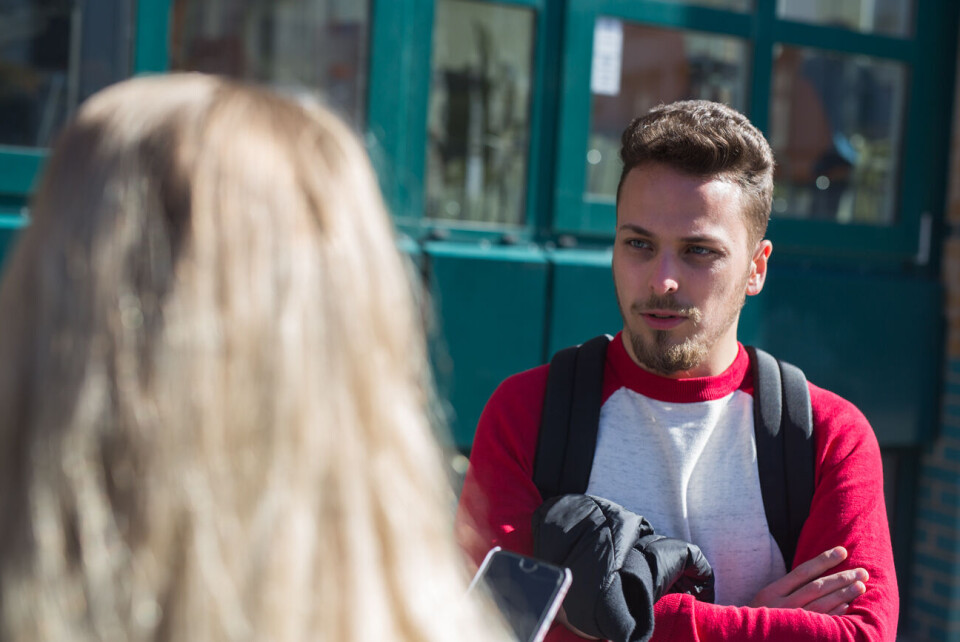 FRI FRA EN HEKTISK HVERDAG. Romeo Kårbø Thome som studerer Administrasjon- og organisasjonsvitenskap på UiB, synes fridagene i mai bare er flott. FOTO: NICKLAS HJORTGAARD CHRISTIANSEN. FRI FRA EN HEKTISK HVERDAG. Romeo Kårbø Thome som studerer Administrasjon- og organisasjonsvitenskap på UiB, synes fridagene i mai bare er flott. FOTO: NICKLAS HJORTGAARD CHRISTIANSEN.