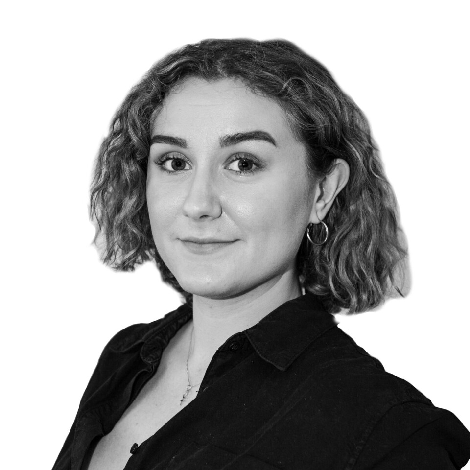 HJELP. Fremfor å si «Ja, jeg trenger faktisk litt hjelp» når noen spør om du trenger det. Så sier man heller «Nei takk, det går fint», skriver Mirela Gashi. ARKIVFOTO: JULIE GUNTHER