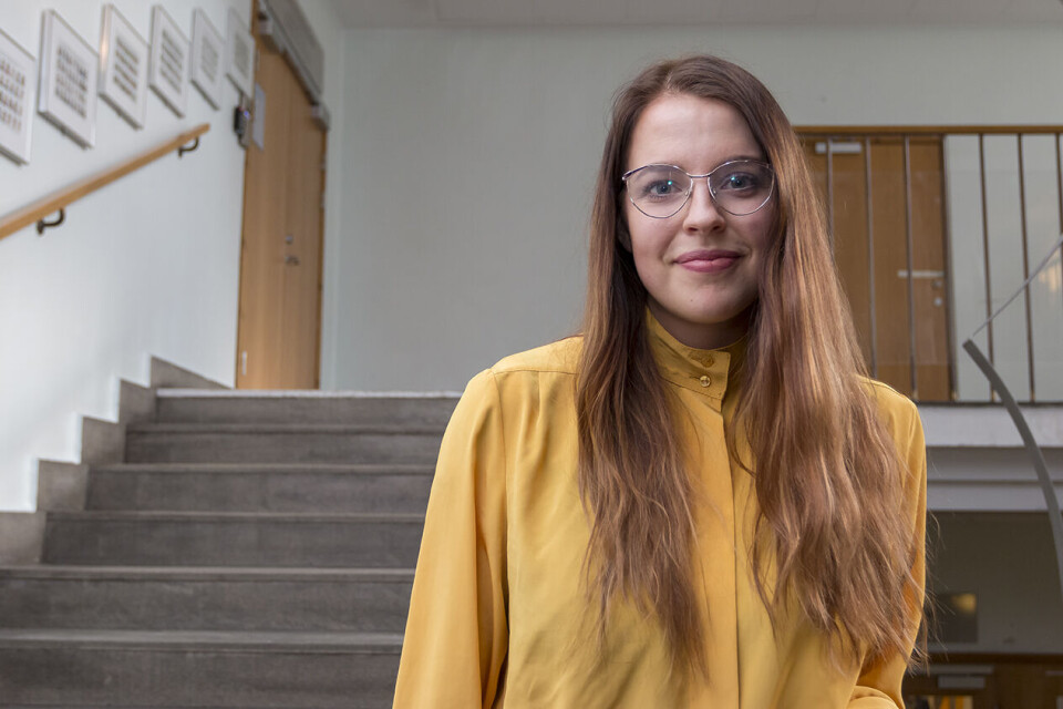OPPRØRT. Representant for fagutvalget for profesjonsstudiet i psykologi kull 17, Sara Furuholmen, mener de ikke har fått være med på beslutningen om å slå sammen bibliotekene ved de to fakultetene. FOTO: THORE THIESEN.