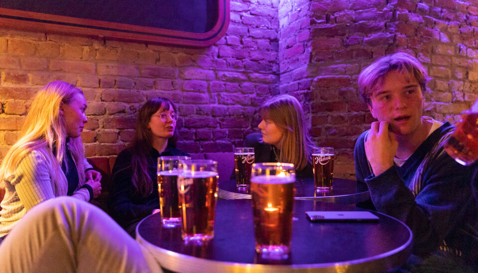 Studentbar, halv-stor anmeldelse, bar, alkohol, kulturredaksjonen