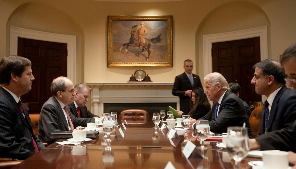VIKTIGE FOLK: Kanskje seminardeltakerne får muligheten til å stikke innom Roosevelt-rommet i Det hvite hus og slå av en prat med Joe Biden? Innredningen er sannsynligvis ganske lik som 2010, da dette bildet ble tatt.