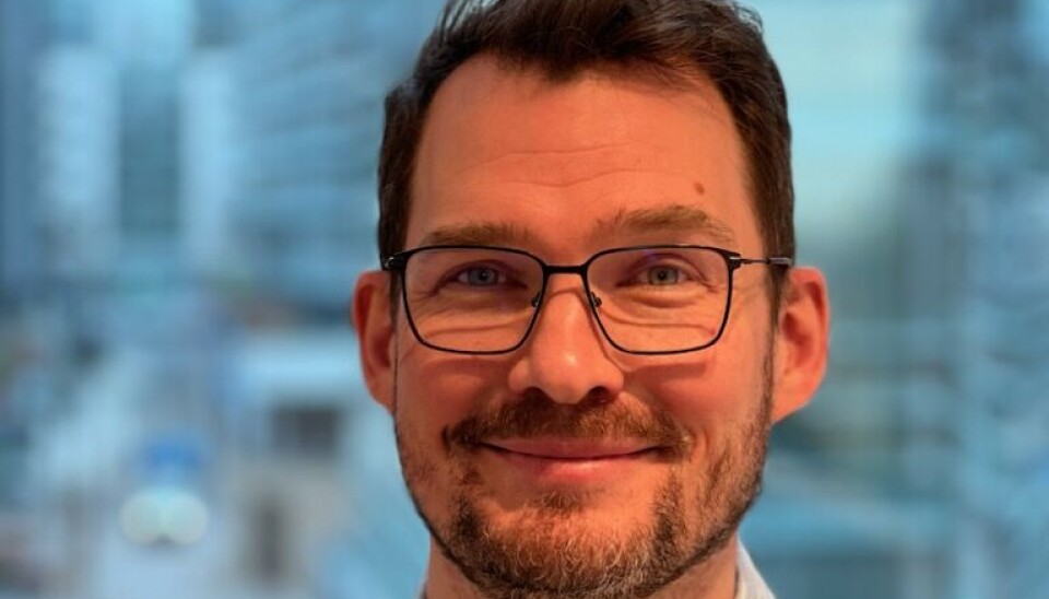 PRESENTERTE: Jonas Måøy la rapporten frem i et foredrag onsdags morgen.