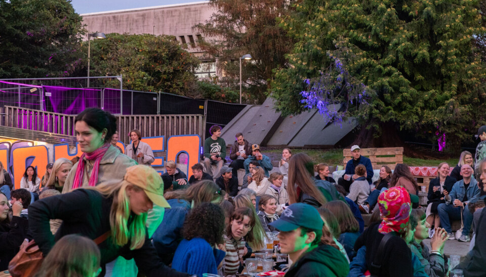 QUIZ: Høyden arrangerte alternativ quiz/rebus for festivaldeltagere med slitne danseføtter.