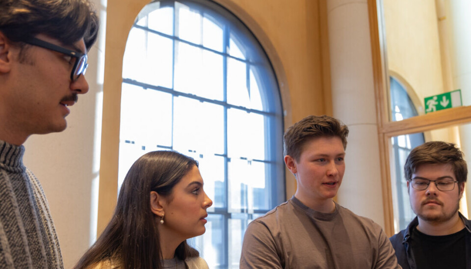 POSITIVE ETTER FOREDRAG: Studentene var imponert over utenriksministerens foredrag mandag formiddag.