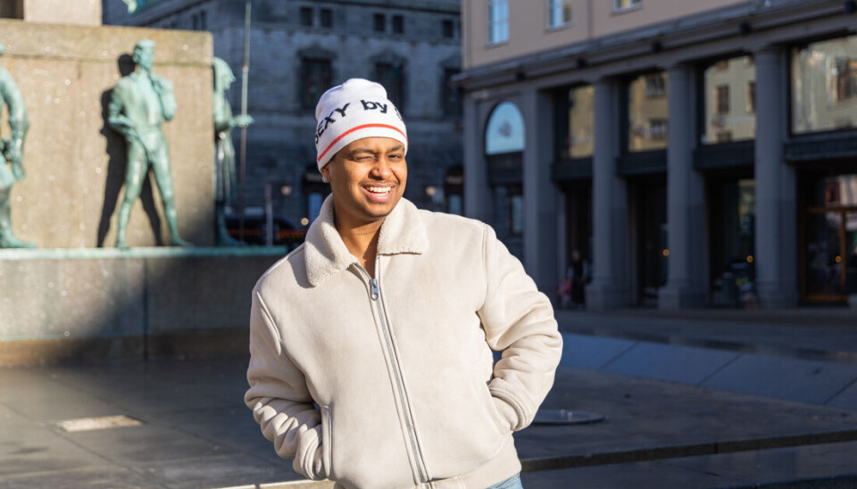 GLISER: Studvest møtte Isah da han var i Bergen i forbindelse med konserten han skal holde i Grieghallen på lørdag.