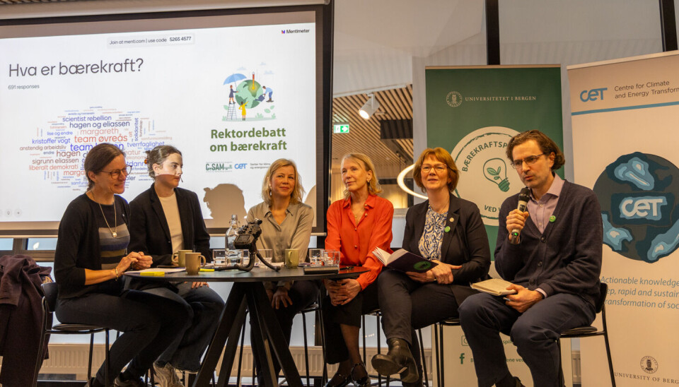 PÅ KAFÉ: Debatten er i gang - Team Hagen mot Team Øvreås.