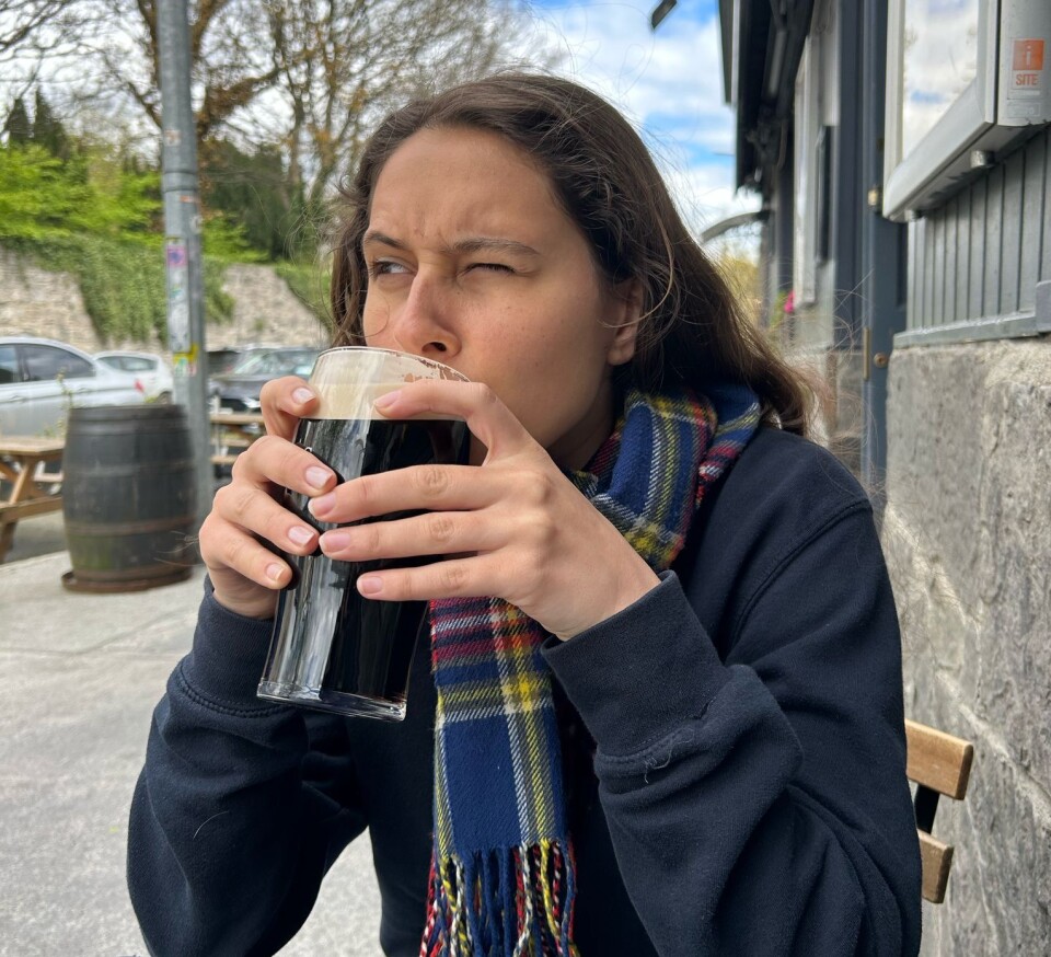 ØL: Det er ikke bare bare å splitte g-en, når man drikker den mørke ølen Guinness.
