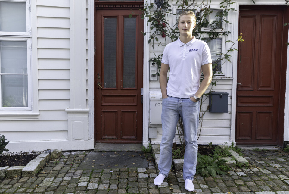 IRRITERT: Det svidde når Jelsness måtte kjøpe fire nye skopar etter nattens herjinger.